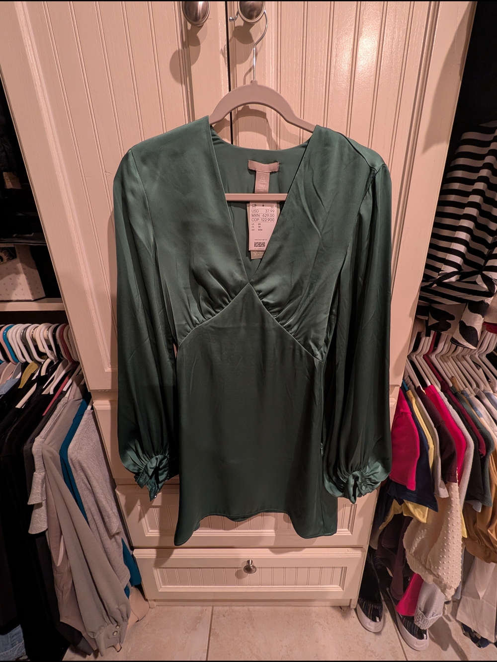 H&M Emerald Green Satin V-Neck Long Sleeve Blouse
